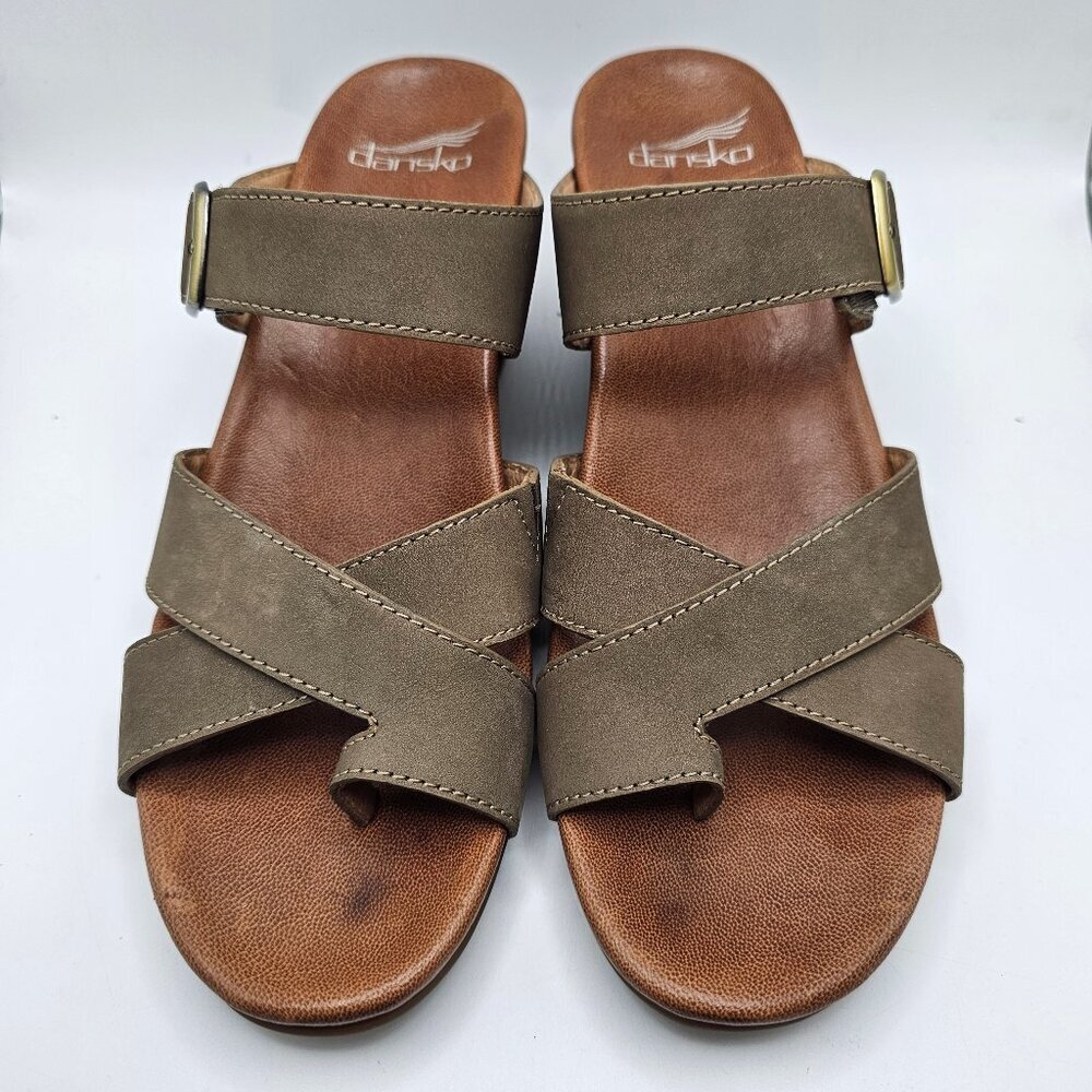 NWOB Women's Dansko Aubree Wedge Sandal‎ Taupe Nubuck Size US 9.5-10 EU 40